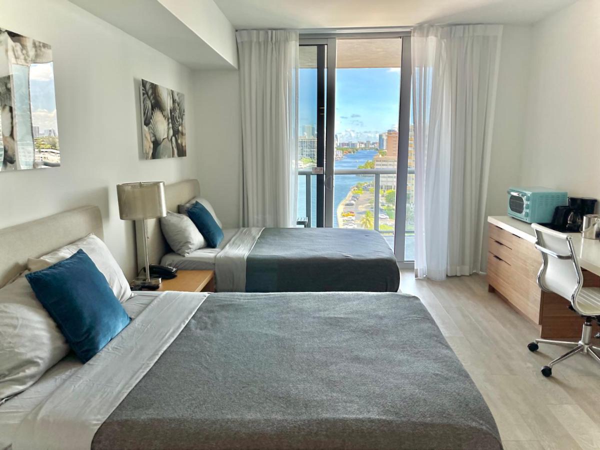 2Bd 2Ba Condo @Beachwalk Resort W/Pool Hallandale Beach Ngoại thất bức ảnh